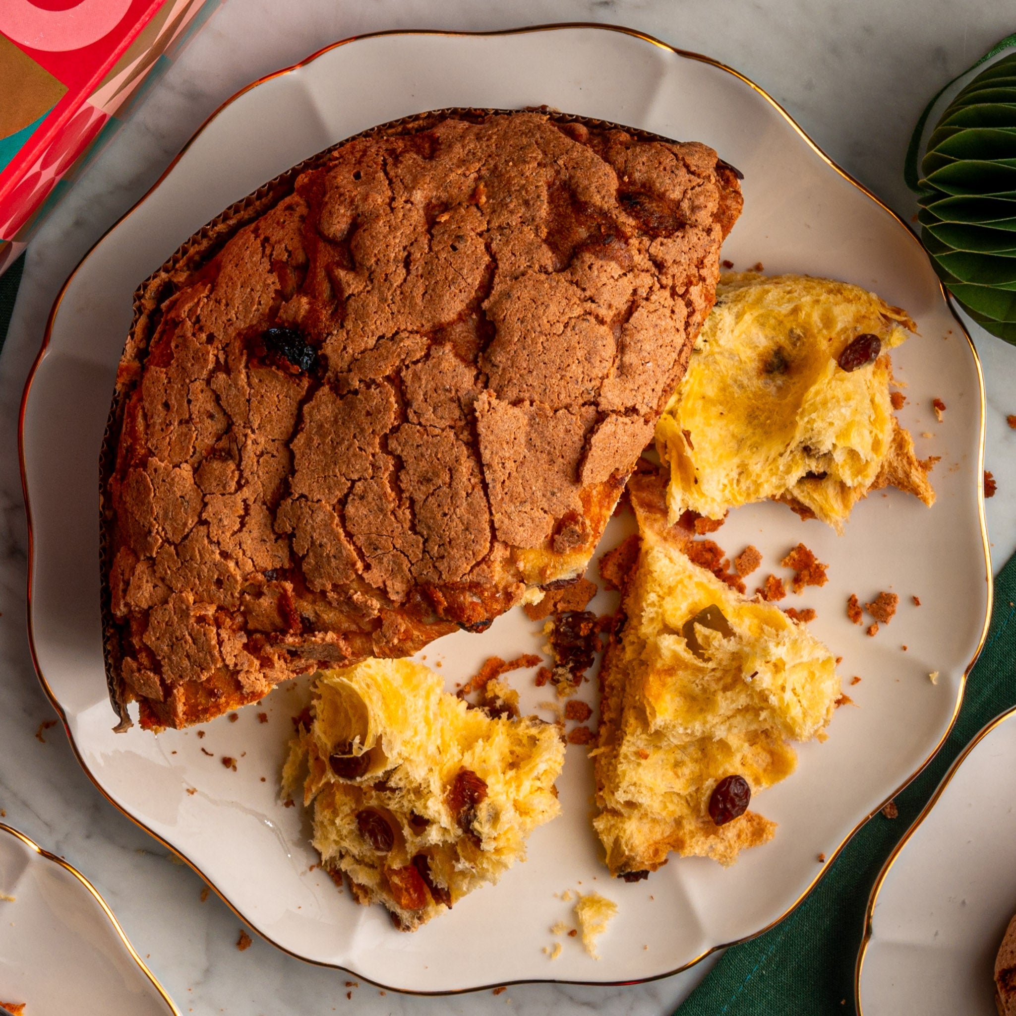 Italian Christmas Cakes: Panettone and Beyond