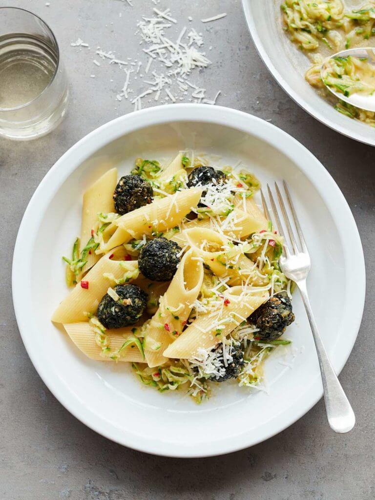 The Italian Diet - Vegetable Pasta Dish