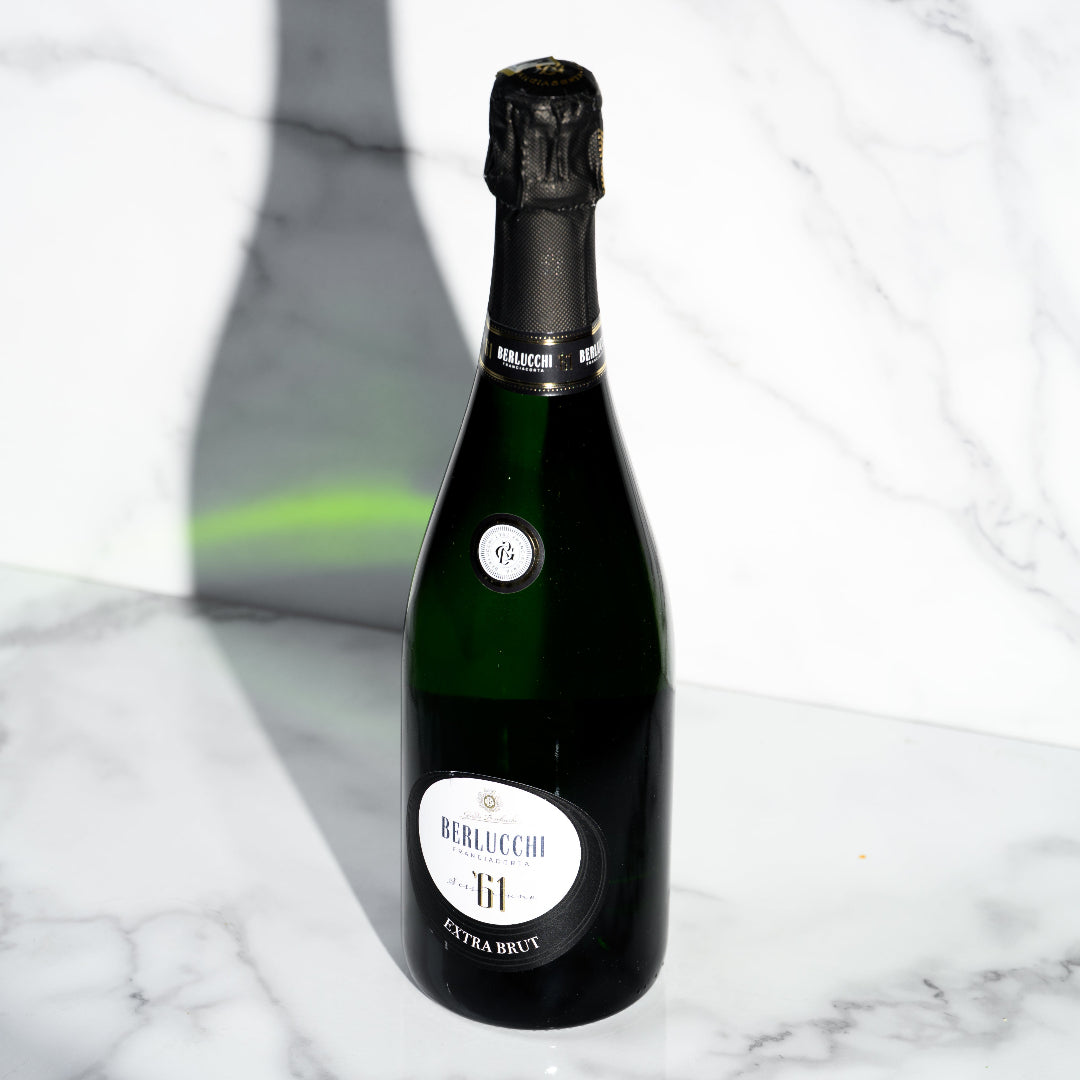 Berlucchi Franciacorta Extra Brut – Lombardia Sparkling Wine, 75cl