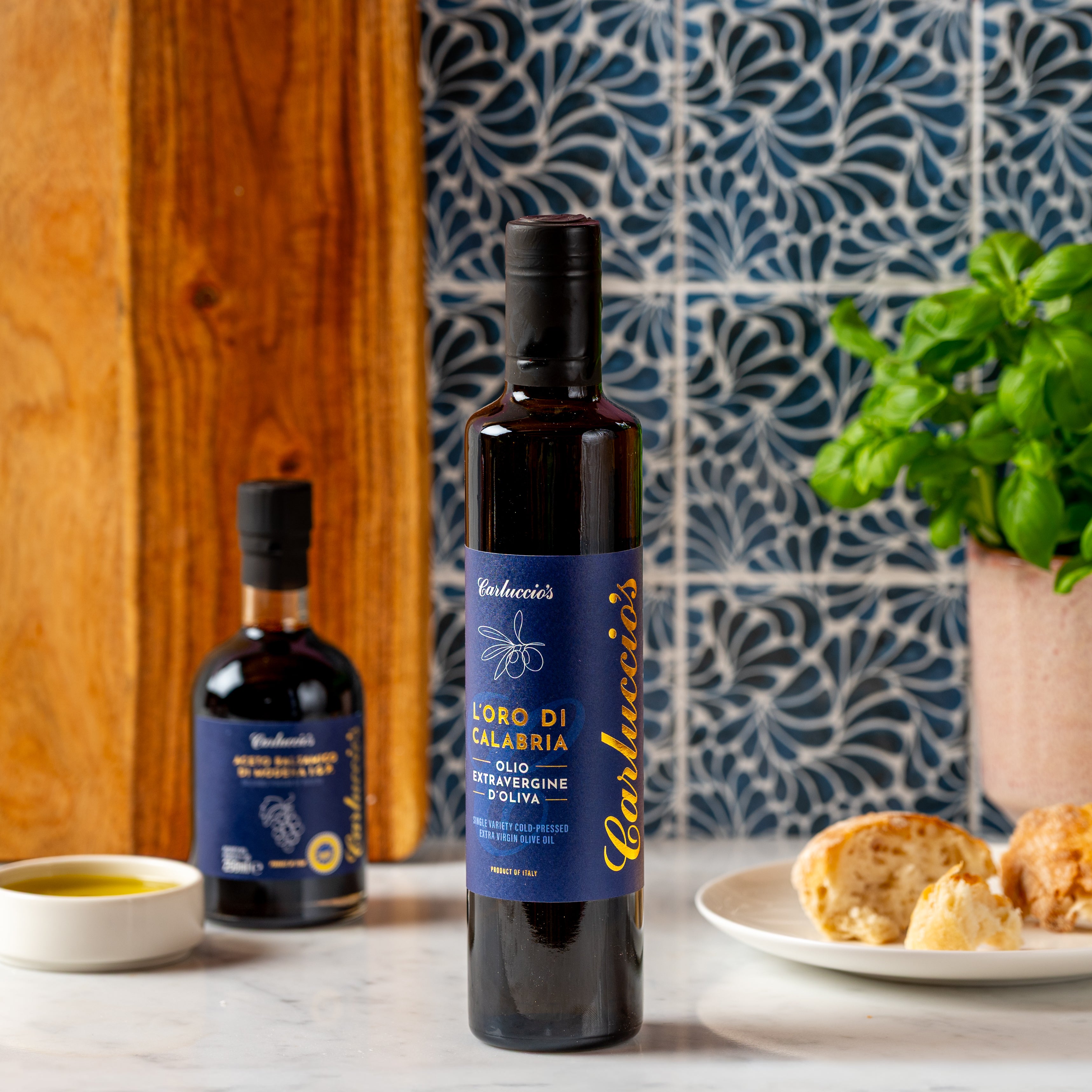 L'oro di Calabria, Carluccio's  Extra Virgin Olive Oil, 500ml