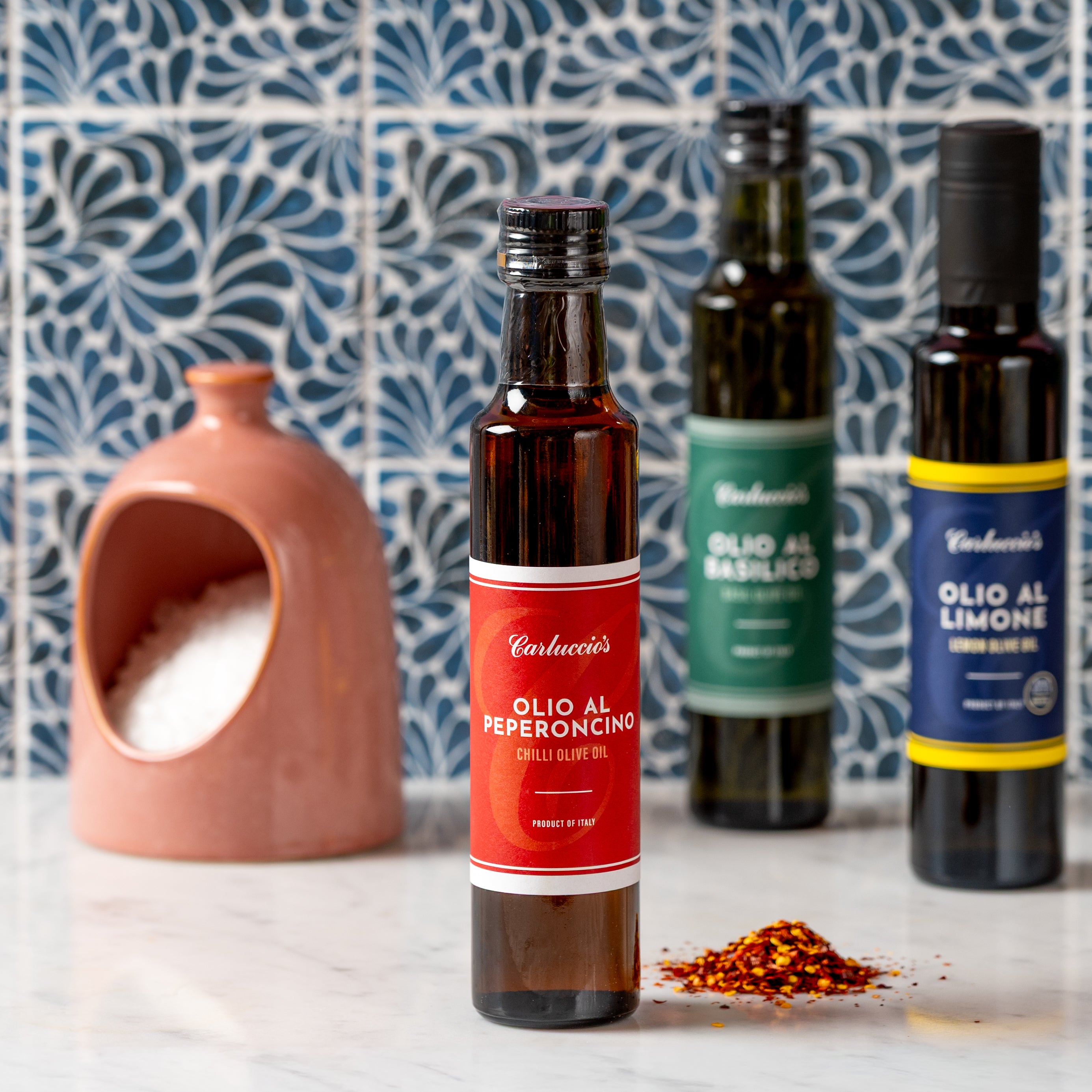 Olio al Peperoncino  - Carluccio's Chilli Olive Oil, 250ml