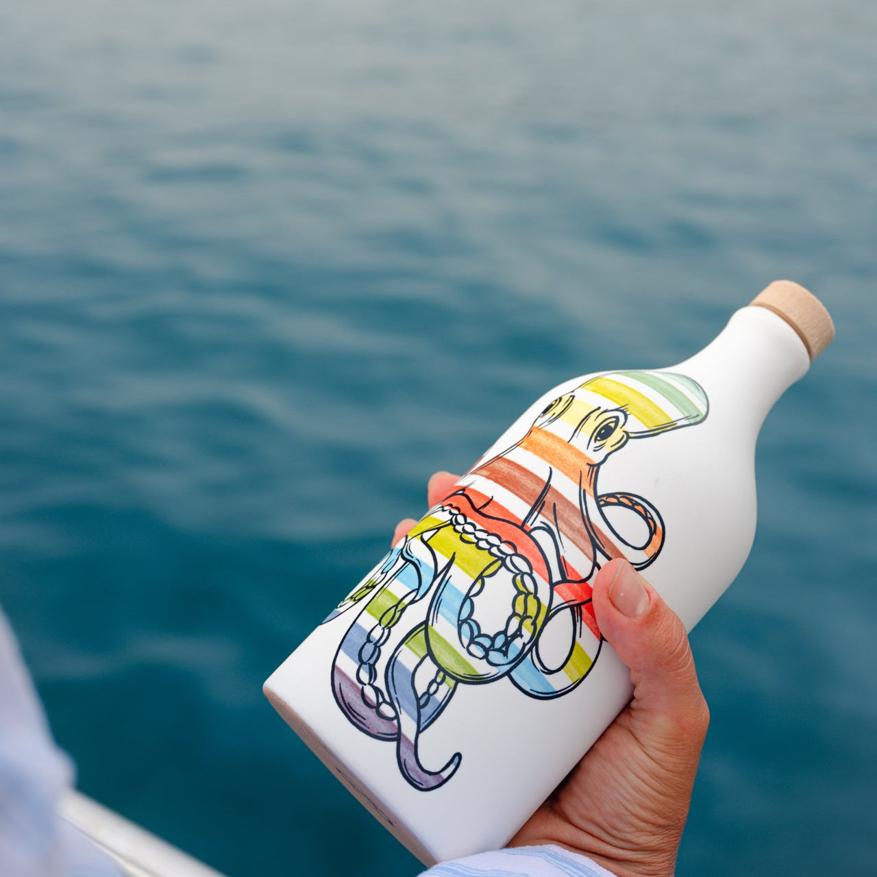 Muraglia, Extra Virgin Olive Oil, Hand Painted Polpo Bottle, 500ml