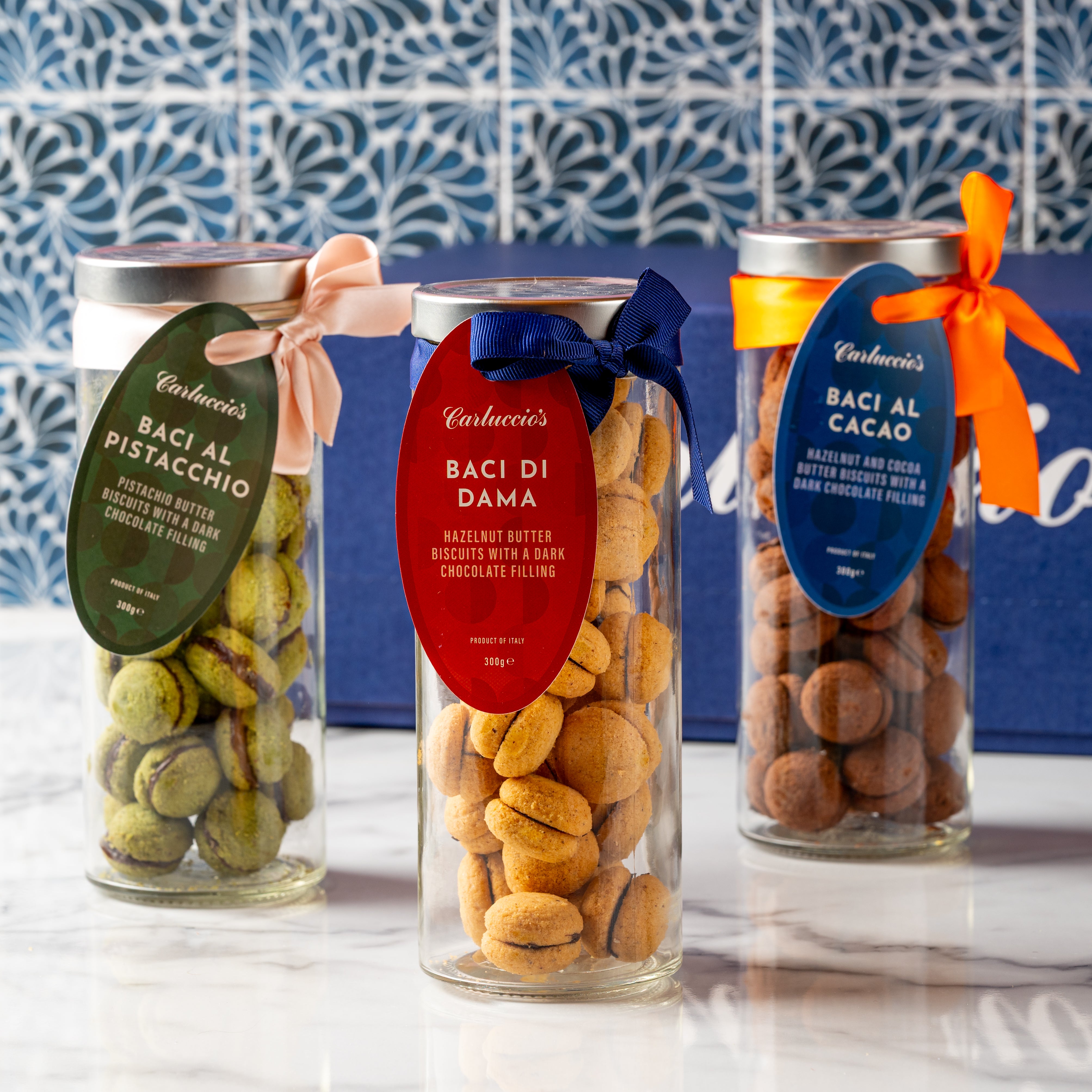 Tre Biscotti Baci - Three Biscuit Kisses