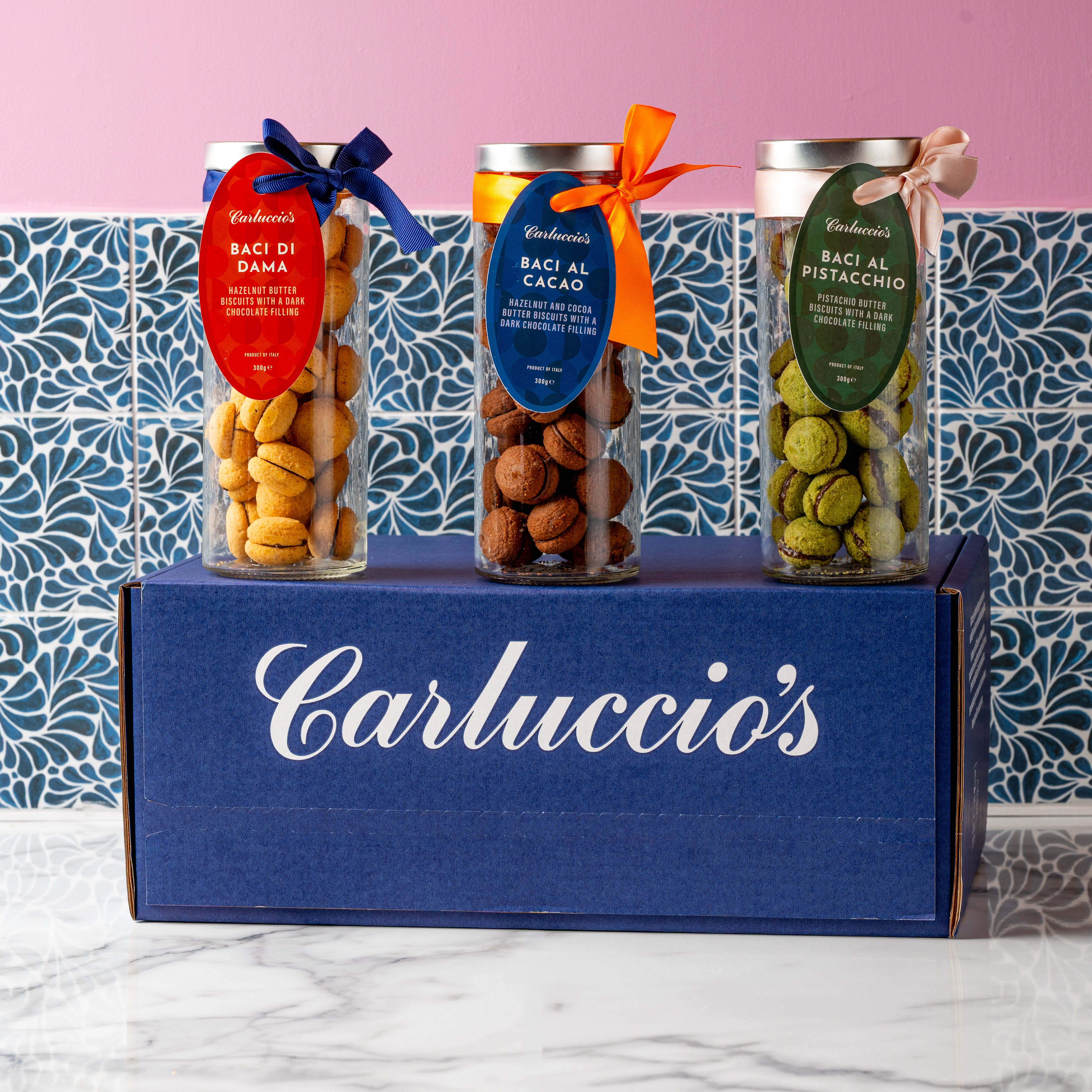 Tre Biscotti Baci - Three Biscuit Kisses